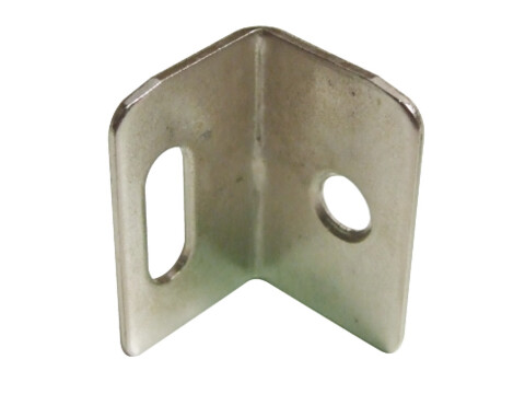 Angled Bracket, with Vertical Slot