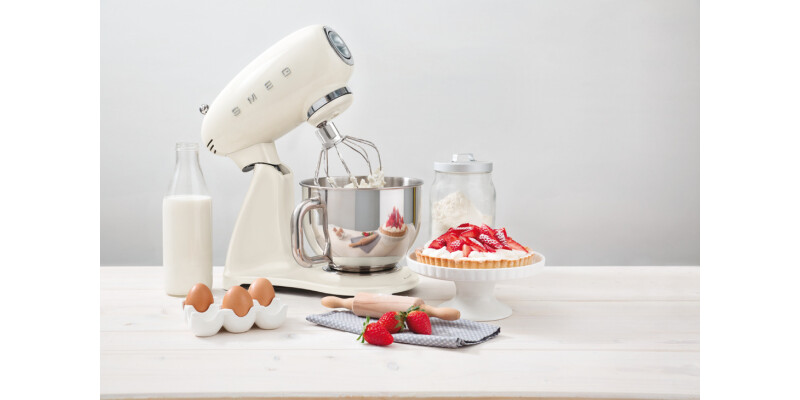 Smeg FAB SMF03WHUK Stand Mixer Wht