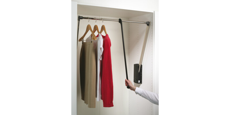 2004 W/Robe Pull Rail 770-1200mm Chr/Blk