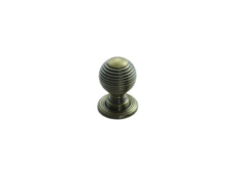 Carlisle Brass Delamain Queen Anne Cupboard Knob