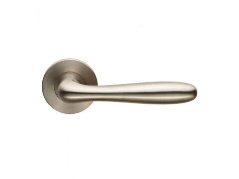 Peninsula Door Handle on Slim Fit Sprung Rose - Pair