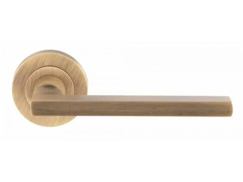Finishes Trentino Door Handle On Rose - Pair