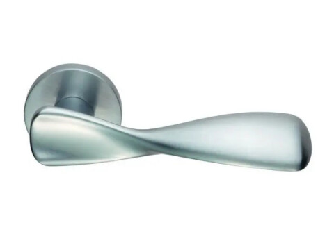 Lavi Door Handle on Round Rose - Satin Chrome